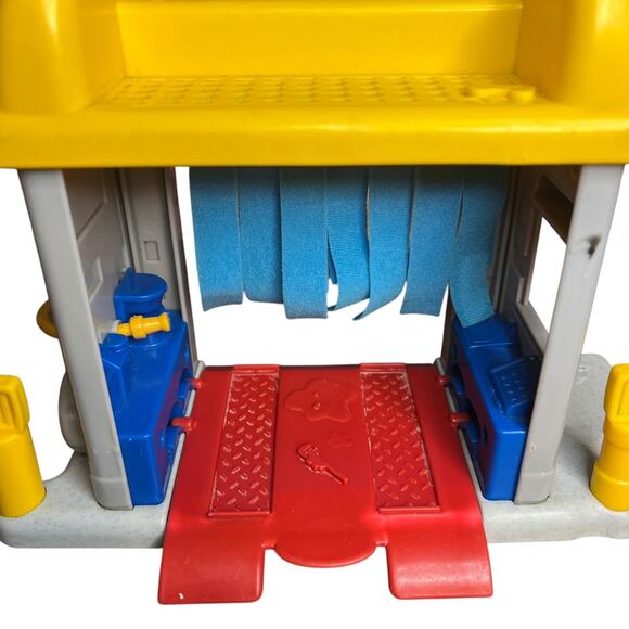 Vintage Fisher-Price Little People Car Wash Garage Town Service 2002 + 2 Figures - Picture 6 of 7